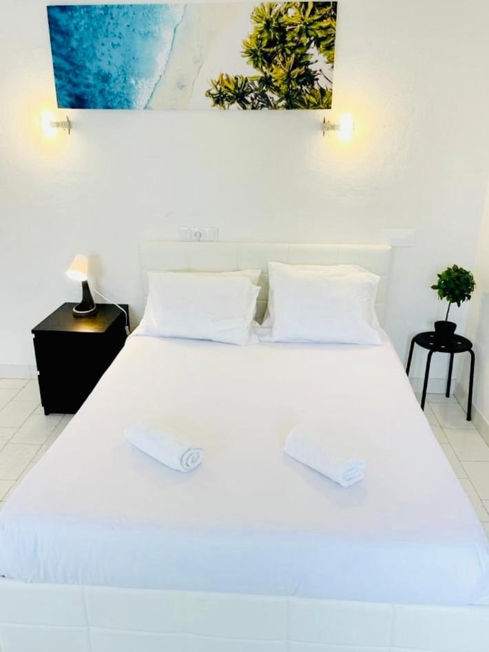 Central Atlantic Beach Guesthouse Costa de Caparica Kültér fotó